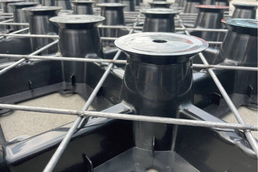 画像:ガイドの窪みにあわせて並べるだけ