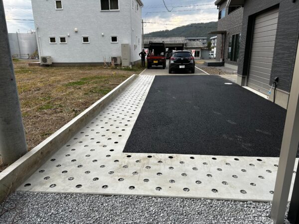 画像：長野県｜駐車場L字施工