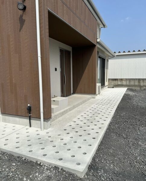 画像：群馬県｜アプローチ、犬走り