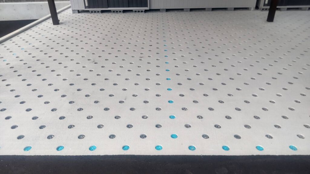 画像：<?= wp_strip_all_tags($cases_baaftercap);?>